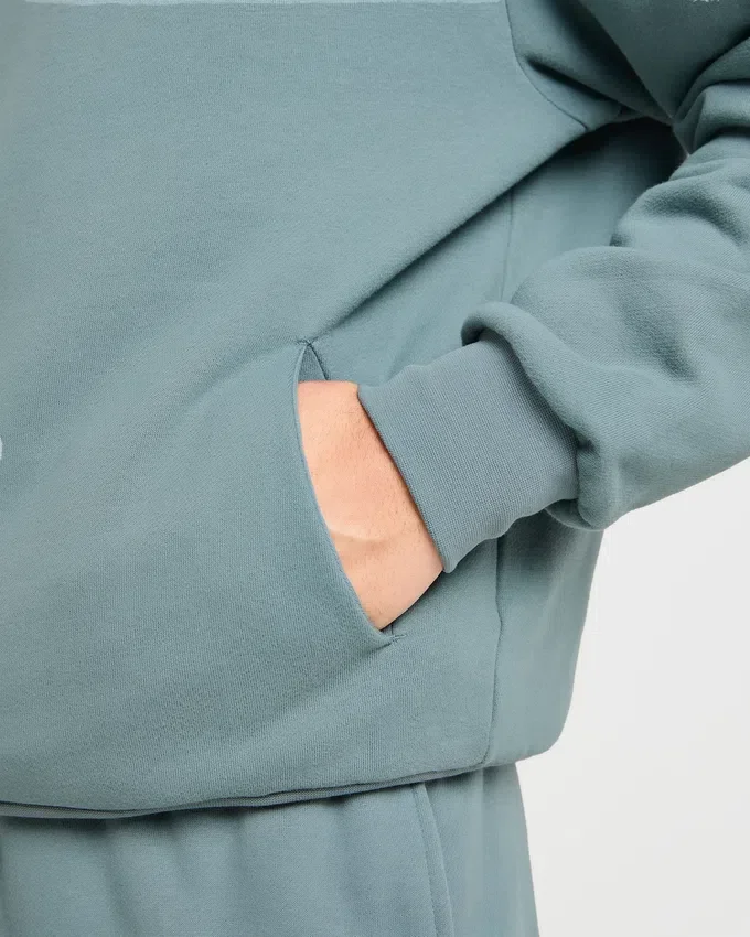 Essential Oversized-Hoodie