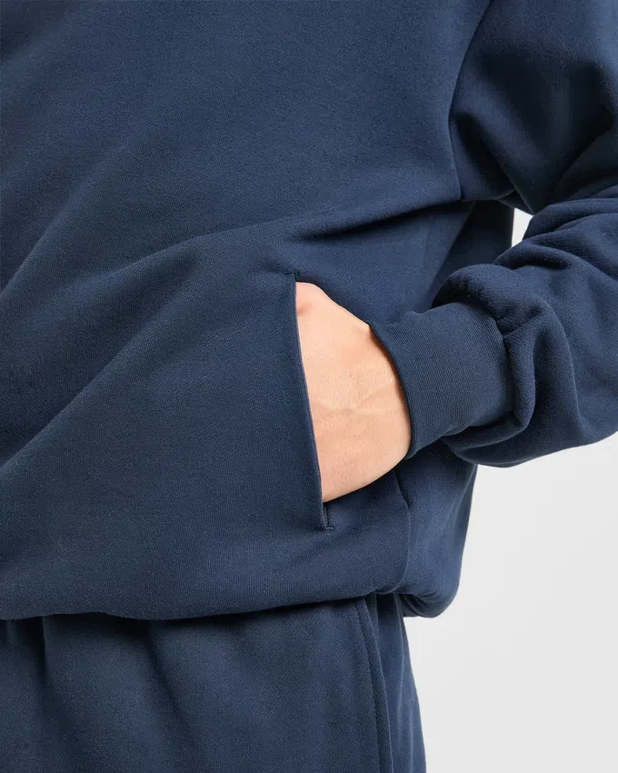 Essential Oversized-Hoodie