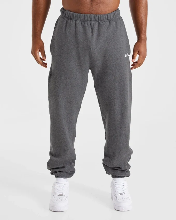 Essential Oversized-Jogginghose