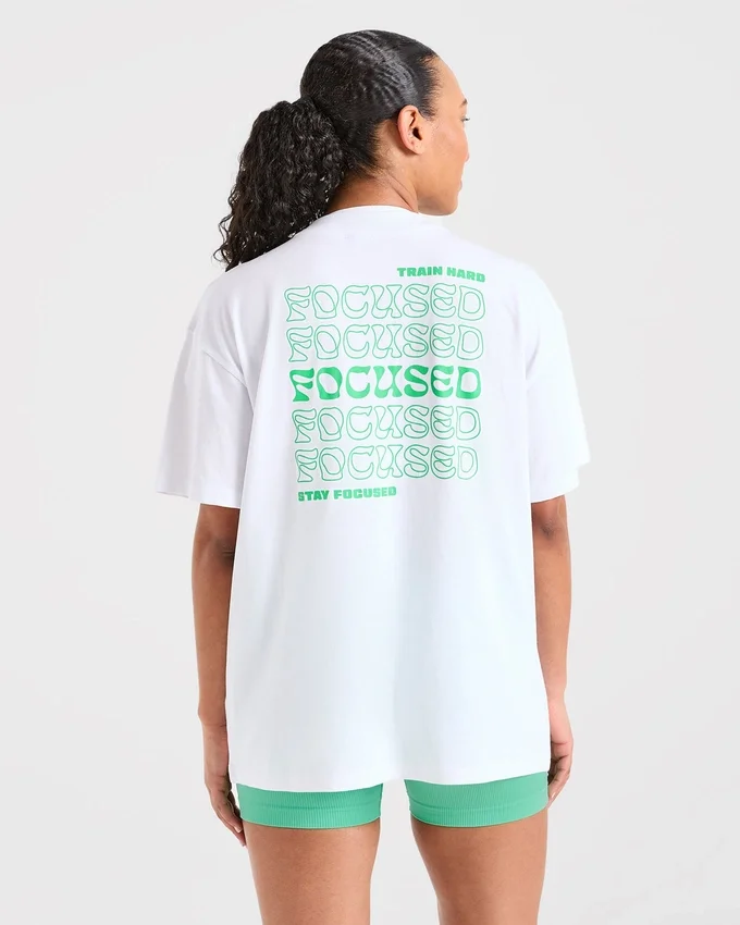 „Focused Wavy“ Oversize-T-Shirt