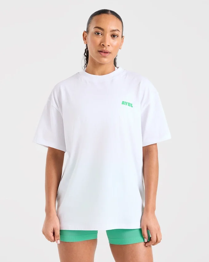 „Focused Wavy“ Oversize-T-Shirt