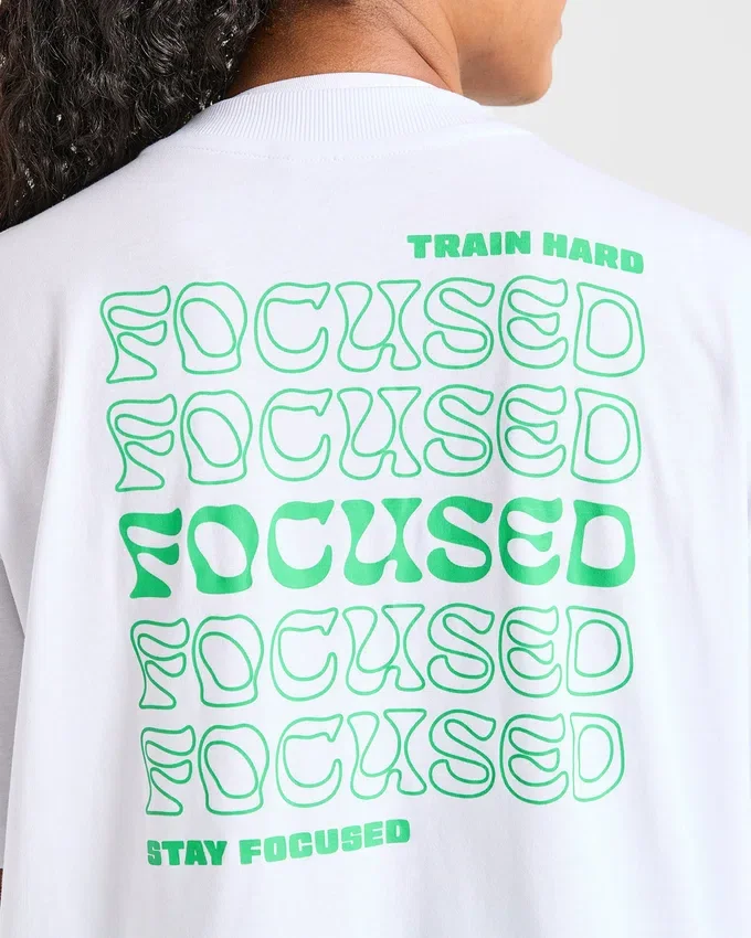 „Focused Wavy“ Oversize-T-Shirt