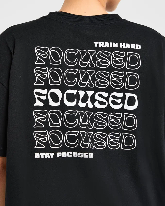 „Focused Wavy“ Oversize-T-Shirt