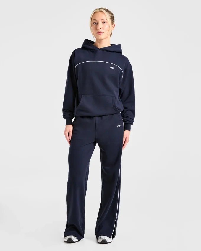 Form-Hoodie