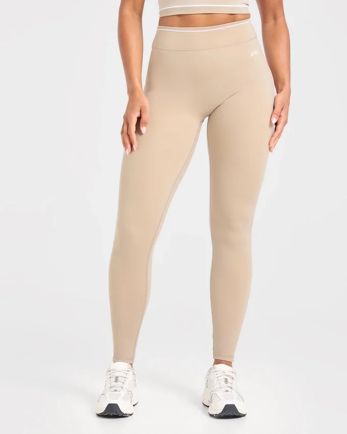 Form-Leggings