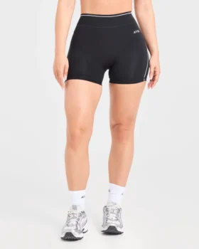 Form-Shorts