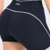 Form-Shorts
