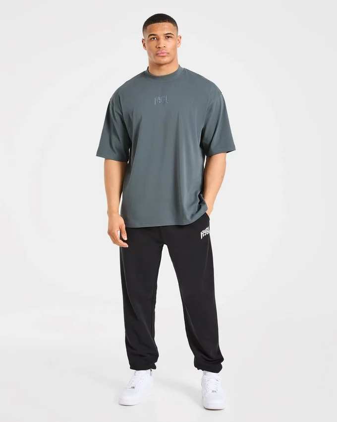 „Heavy Lifting Gothic“ Oversized-T-Shirt