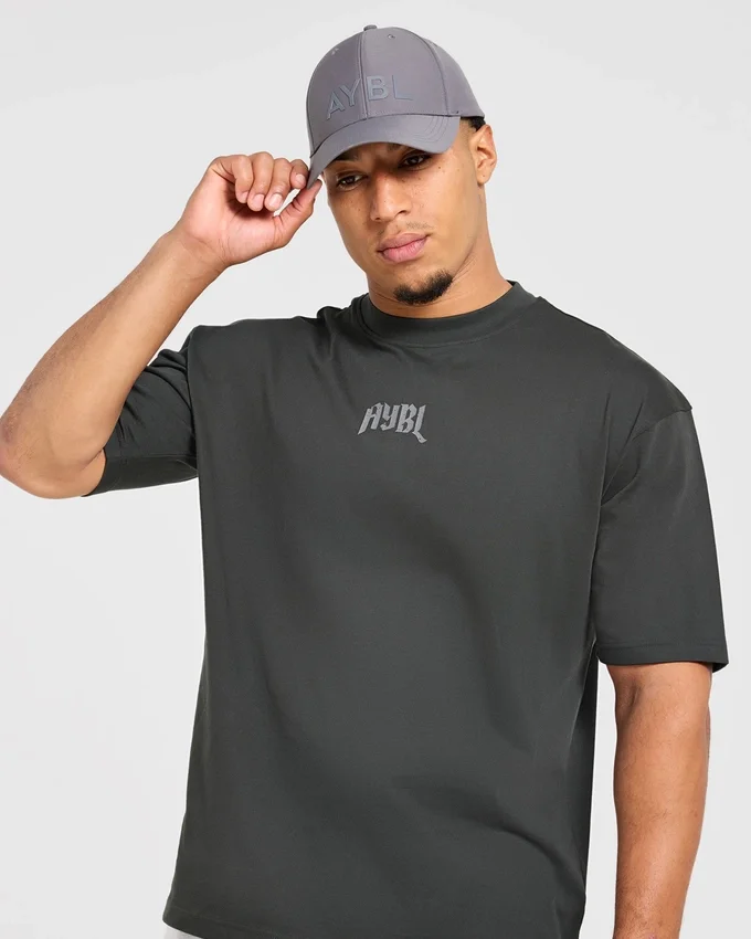 „Heavy Lifting Gothic“ Oversized-T-Shirt