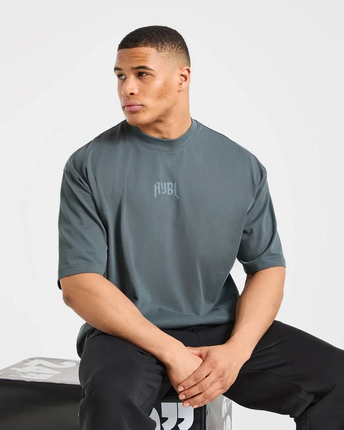„Heavy Lifting Gothic“ Oversized-T-Shirt