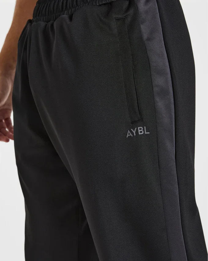 Klassische Jogginghose im Track-Stil mit geradem Bein