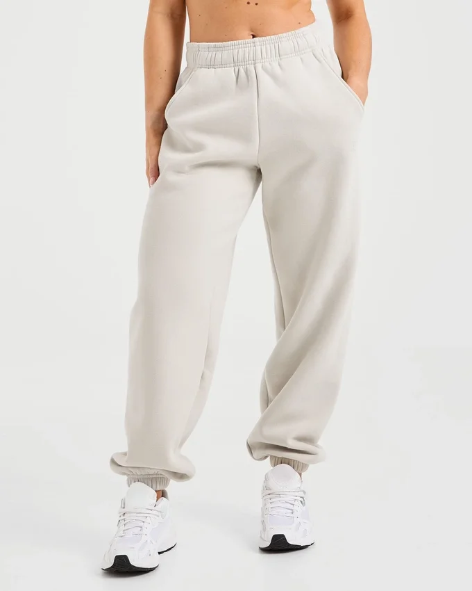 Klassische, kuschelige Oversize-Jogginghose