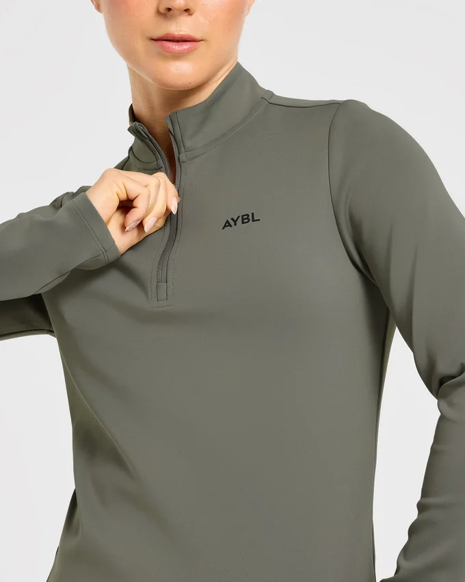 Klassischer Pullover mit 1/4-Reißverschluss