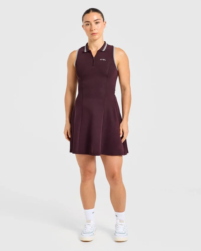 Klassisches Plisseekleid