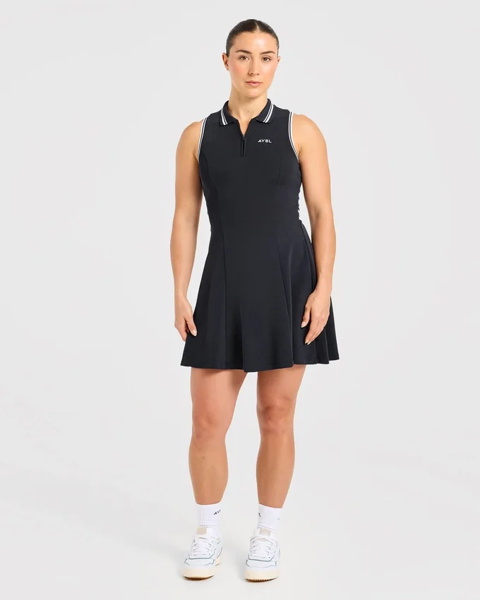 Klassisches Plisseekleid