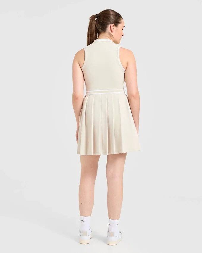 Klassisches Plisseekleid