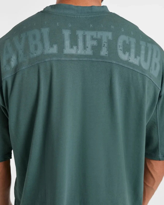 Lift Club Oversize-T-Shirt im Distressed-Look