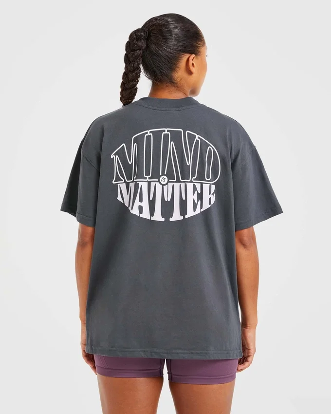 „Mind Over Matter“ Oversize-T-Shirt