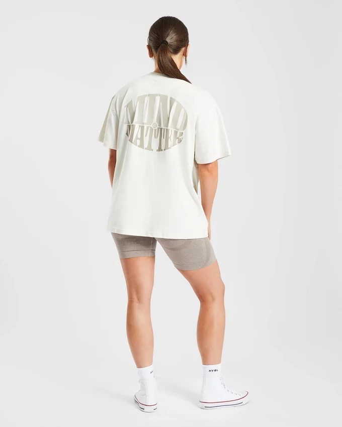 „Mind Over Matter“ Oversize-T-Shirt