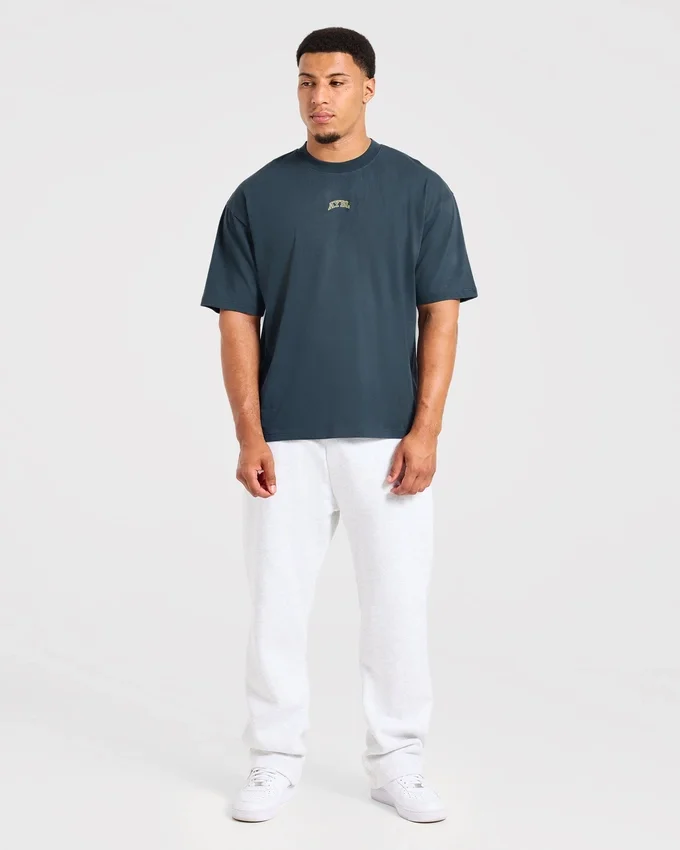 Relentless Eagle Oversize-T-Shirt