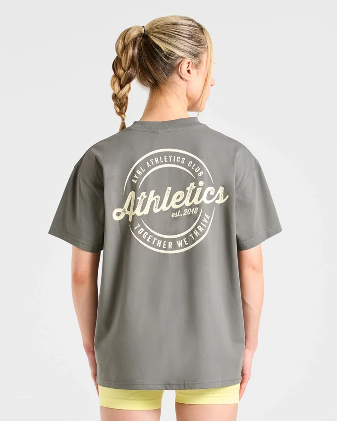 Retro Athletics Club Oversize-T-Shirt