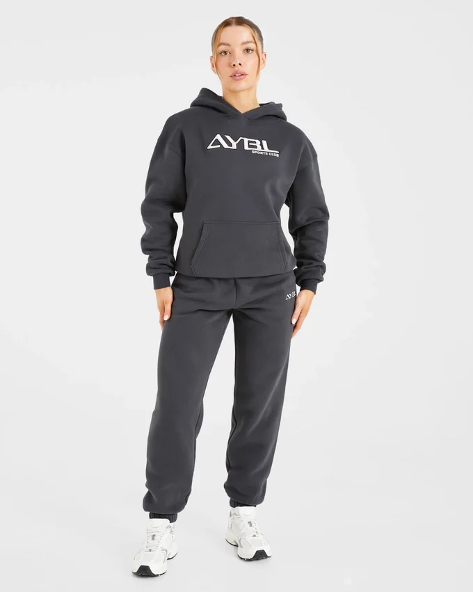 Retro-Jogginghose mit Stickerei in Oversize-Passform