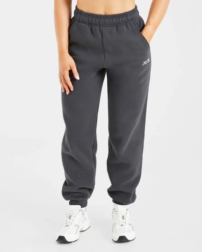 Retro-Jogginghose mit Stickerei in Oversize-Passform