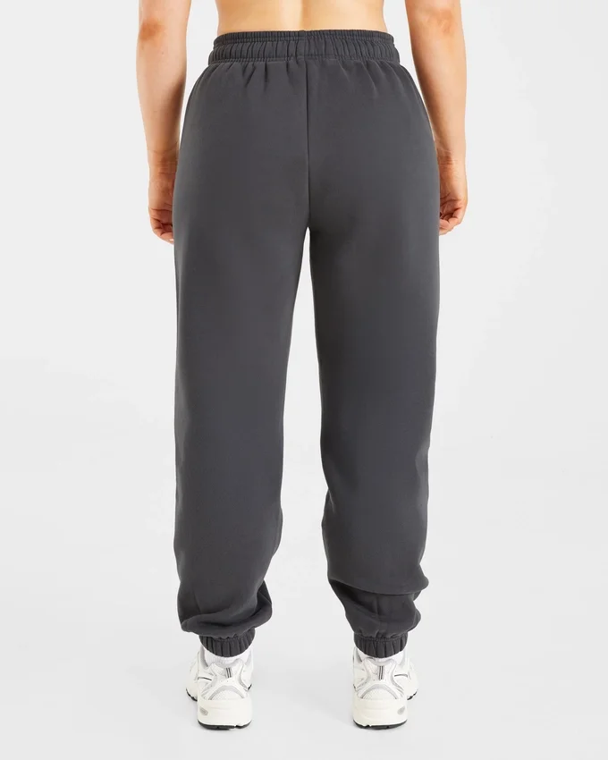 Retro-Jogginghose mit Stickerei in Oversize-Passform