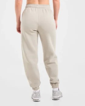Retro-Jogginghose mit Stickerei in Oversize-Passform
