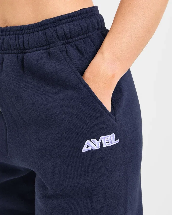 Retro-Jogginghose mit Stickerei in Oversize-Passform