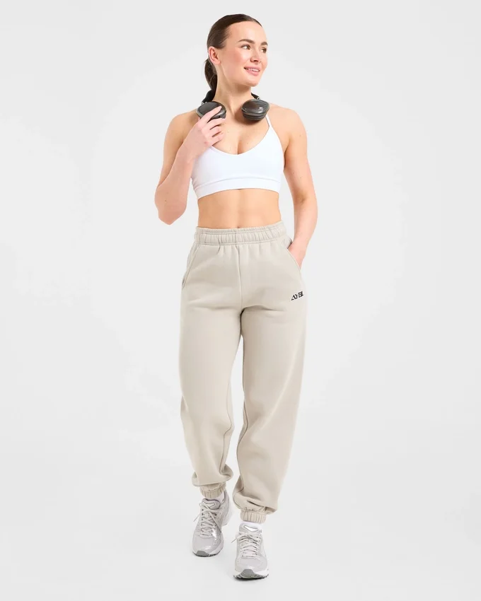 Retro-Jogginghose mit Stickerei in Oversize-Passform