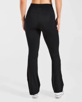 Sculpt-Leggings mit ausgestelltem Bein
