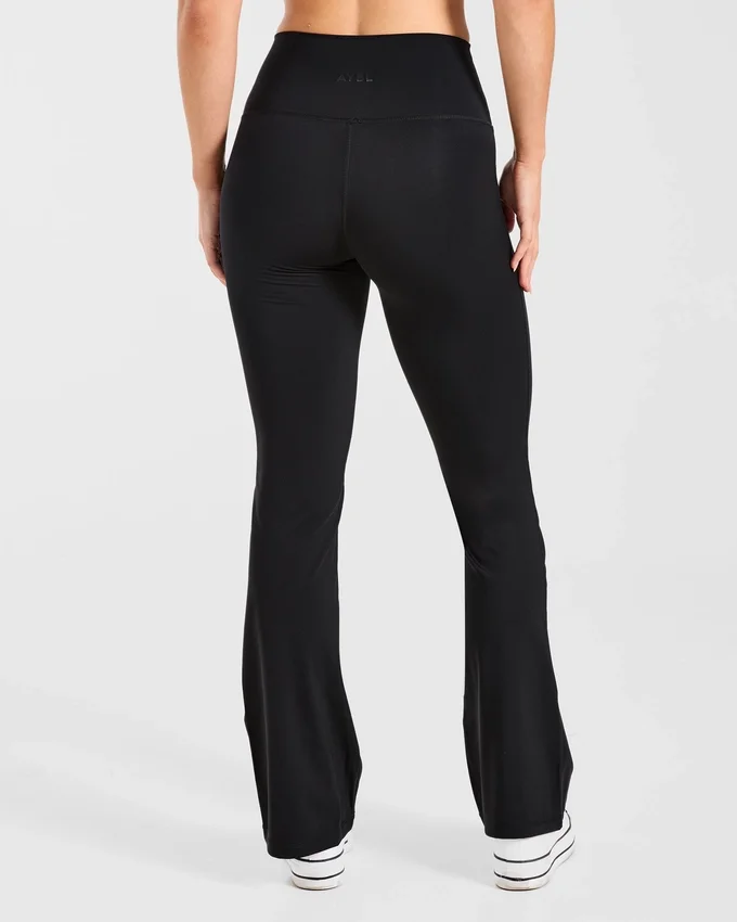 Sculpt-Leggings mit ausgestelltem Bein