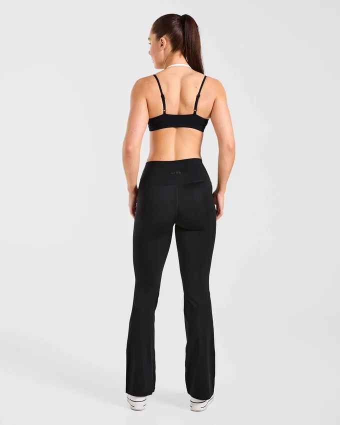Sculpt-Leggings mit ausgestelltem Bein