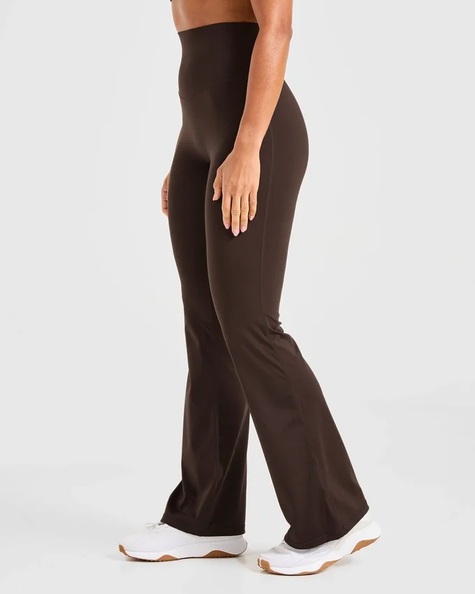 Sculpt-Leggings mit ausgestelltem Bein