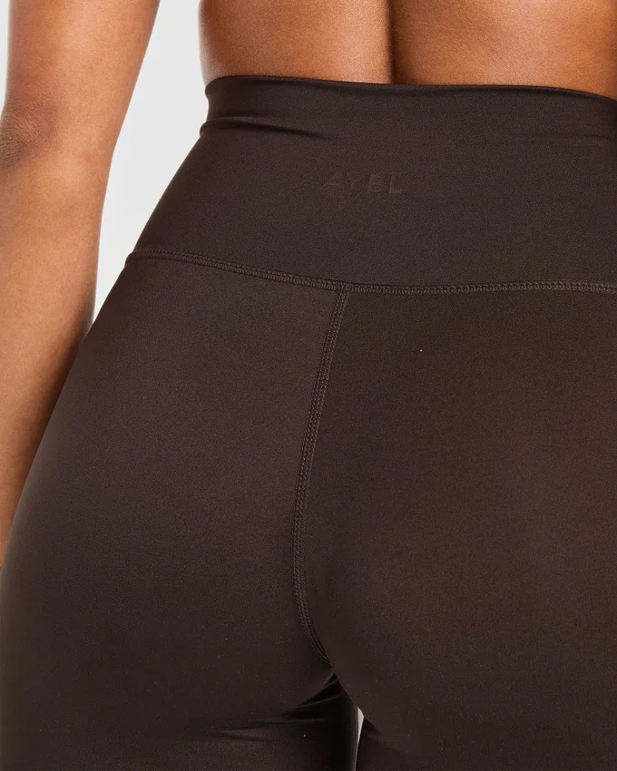 Sculpt-Leggings mit ausgestelltem Bein
