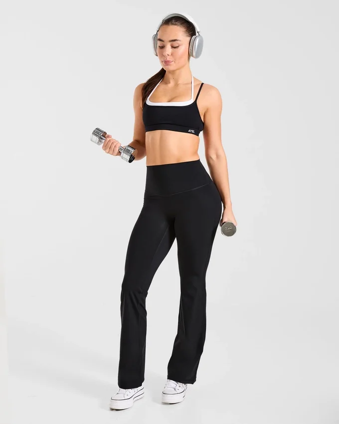 Sculpt-Leggings mit ausgestelltem Bein