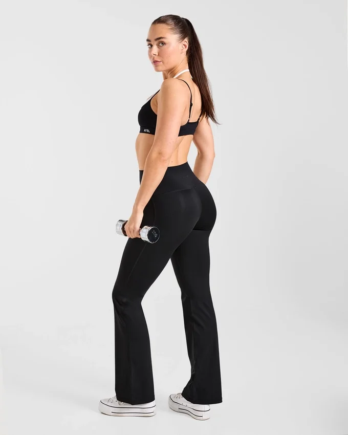 Sculpt-Leggings mit ausgestelltem Bein
