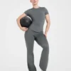 Sculpt-Leggings mit ausgestelltem Bein