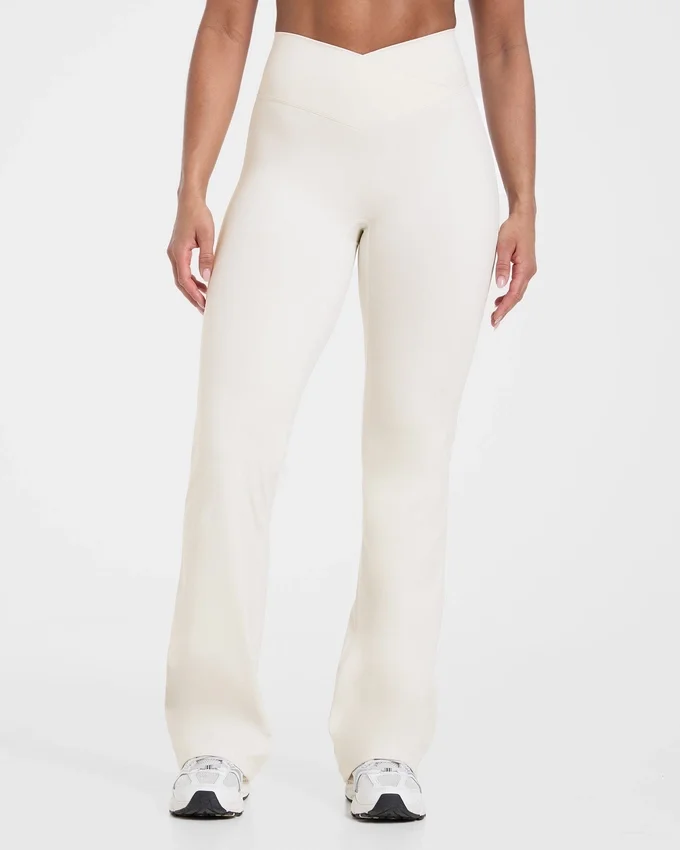 Sculpt Wrap Leggings mit ausgestelltem Bein