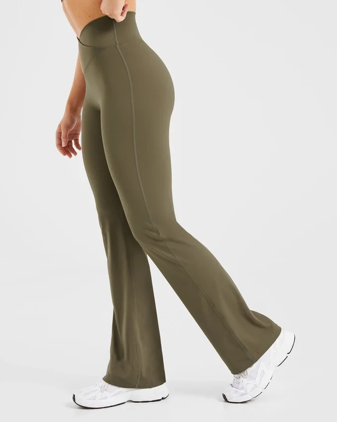 Sculpt Wrap Leggings mit ausgestelltem Bein