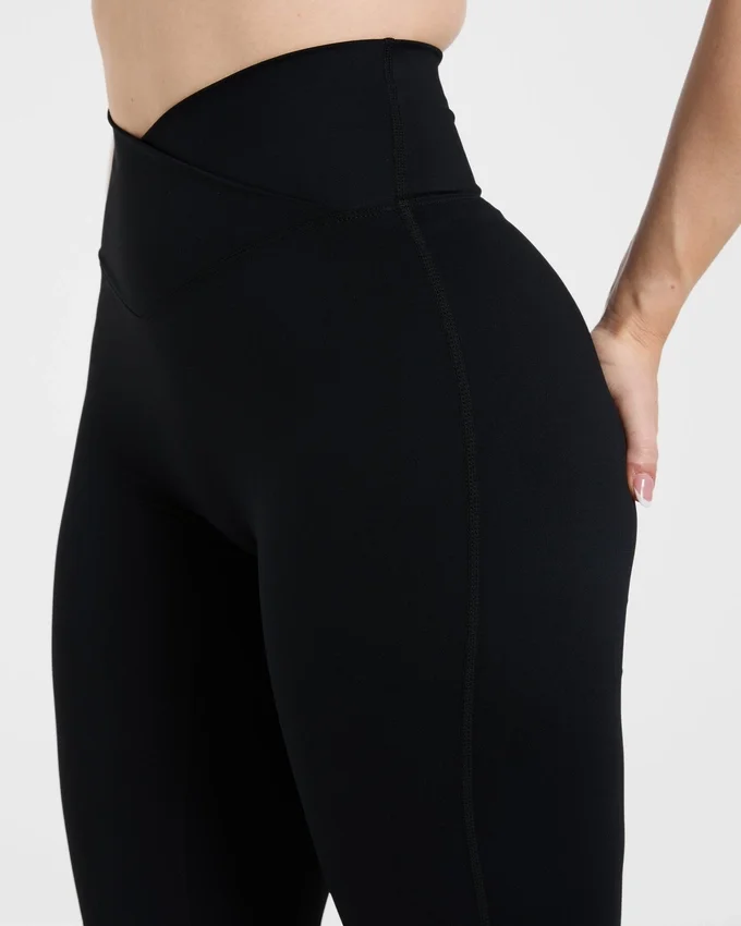 Sculpt Wrap Leggings mit ausgestelltem Bein