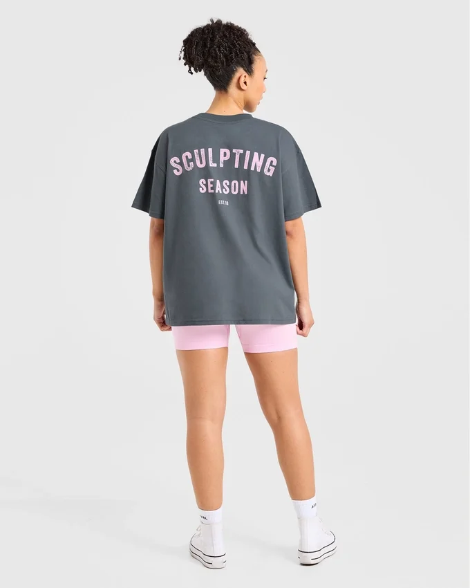 Sculpting Season Oversize-T-Shirt