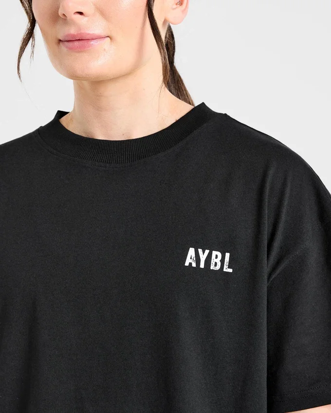 Sculpting Season Oversize-T-Shirt