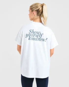 „Show Yourself Kindness“ Oversize-T-Shirt