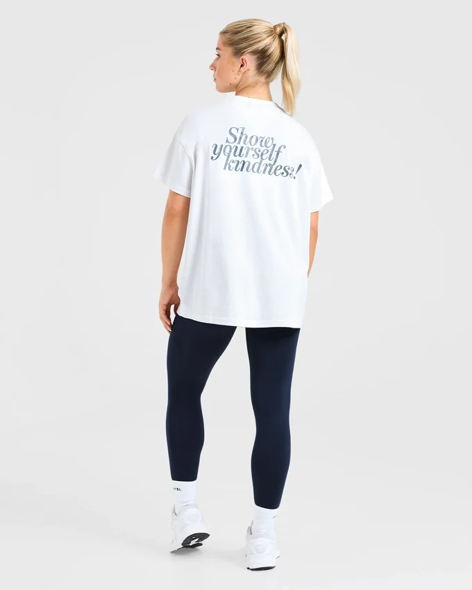 „Show Yourself Kindness“ Oversize-T-Shirt
