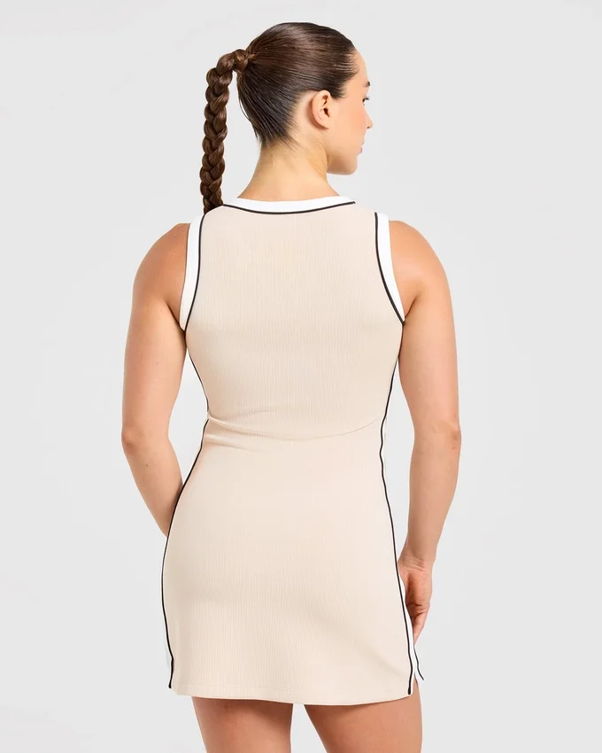 Signature-Kleid mit V-Ausschnitt