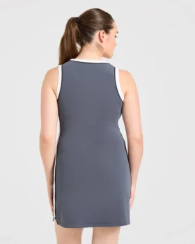 Signature-Kleid mit V-Ausschnitt