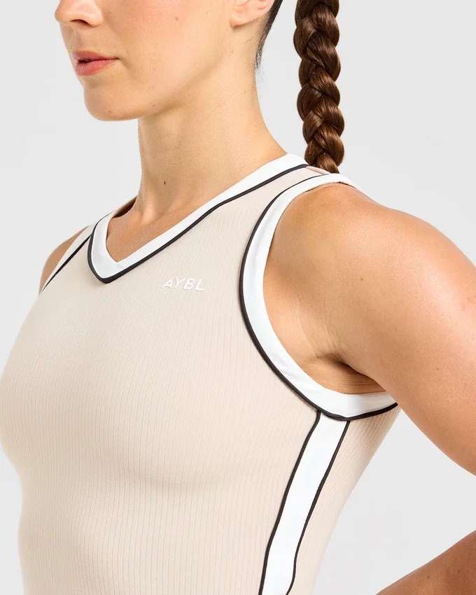 Signature-Kleid mit V-Ausschnitt