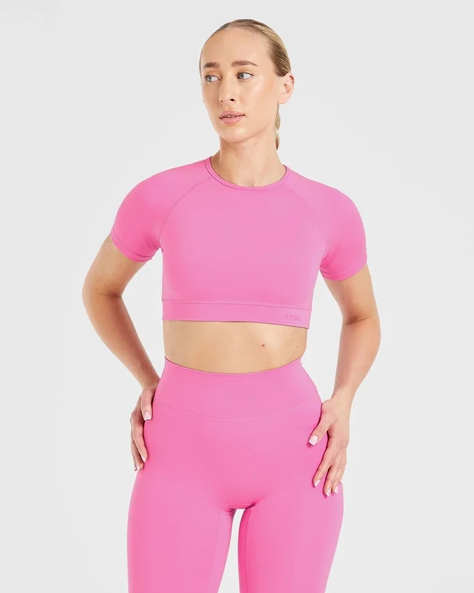 Staple Crop-Top